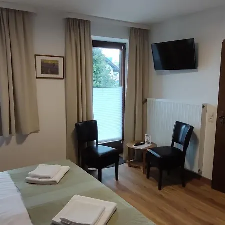 招待所 贝尔格布里克旅馆 3*