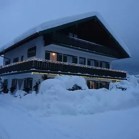 Casa de hóspedes Bergblick 3*